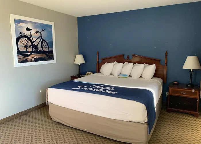 Days By Wyndham Show