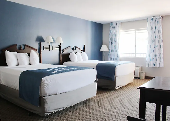 Hotel Days By Wyndham Show 2*
