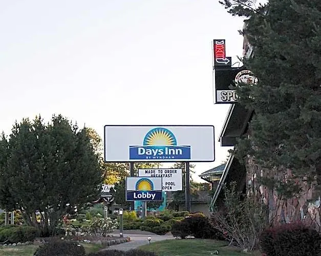 Days By Wyndham Show 2*