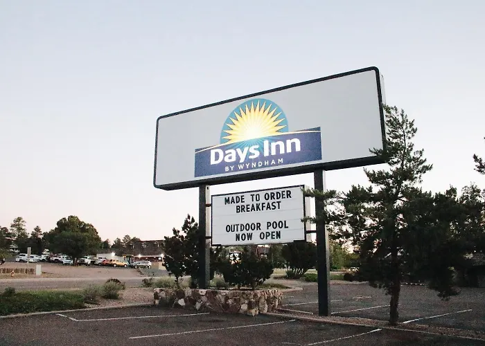 Days By Wyndham Show