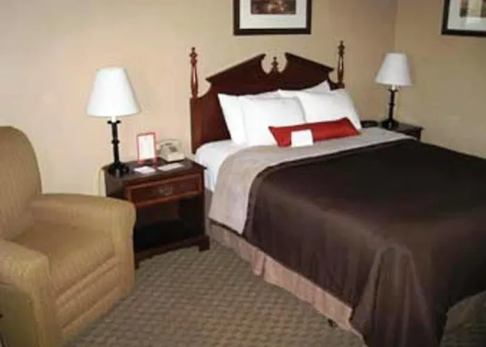 Days By Wyndham Show Hotel