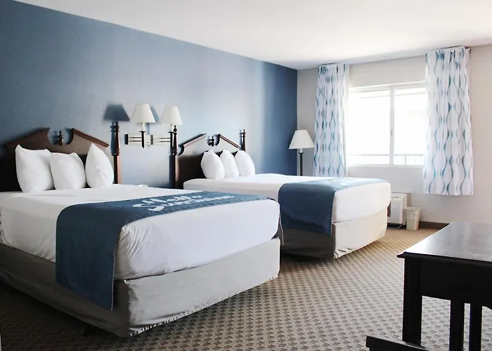 Hotel Days By Wyndham Show Show Low